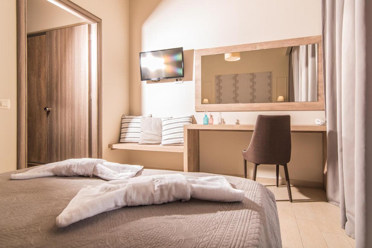 Hotel Petros ซีลีวี ภายนอก รูปภาพ