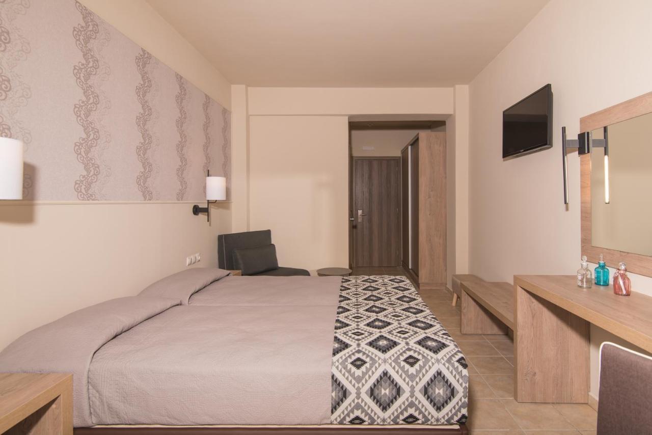 Hotel Petros ซีลีวี ภายนอก รูปภาพ