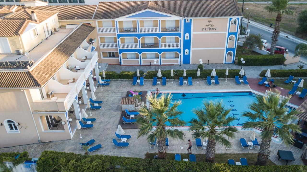 Hotel Petros ซีลีวี ภายนอก รูปภาพ