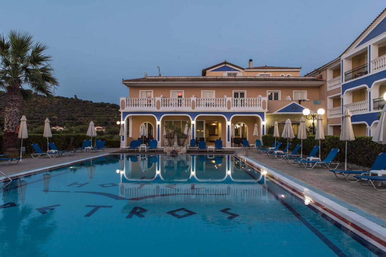 Hotel Petros ซีลีวี ภายนอก รูปภาพ